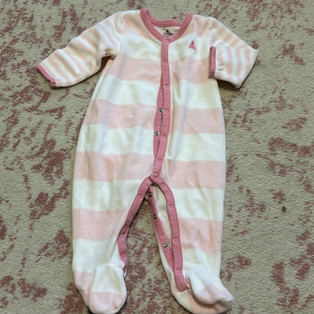 Baby Gap Velvet Sleep and Play 6-9mo